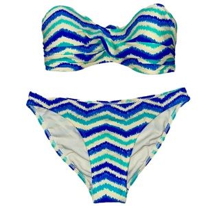 BODY GLOVE Cream and shades of Blue bikini set. Strapless size XS. New no tags.
